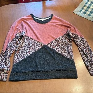 Maurices Charcoal and Coral Knit Top